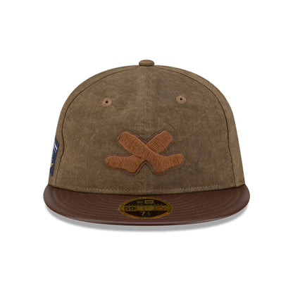 Pictured is this MLB Utility Linen Chicago White Sox Retro Crown 59FIFTY Fitted cap in open brown. 3