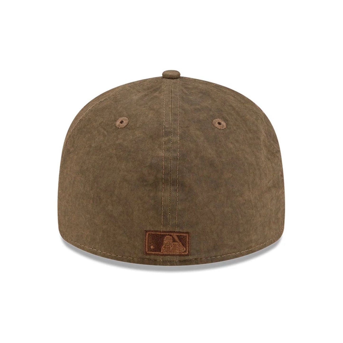 Pictured is this MLB Utility Linen Chicago White Sox Retro Crown 59FIFTY Fitted cap in open brown. 7
