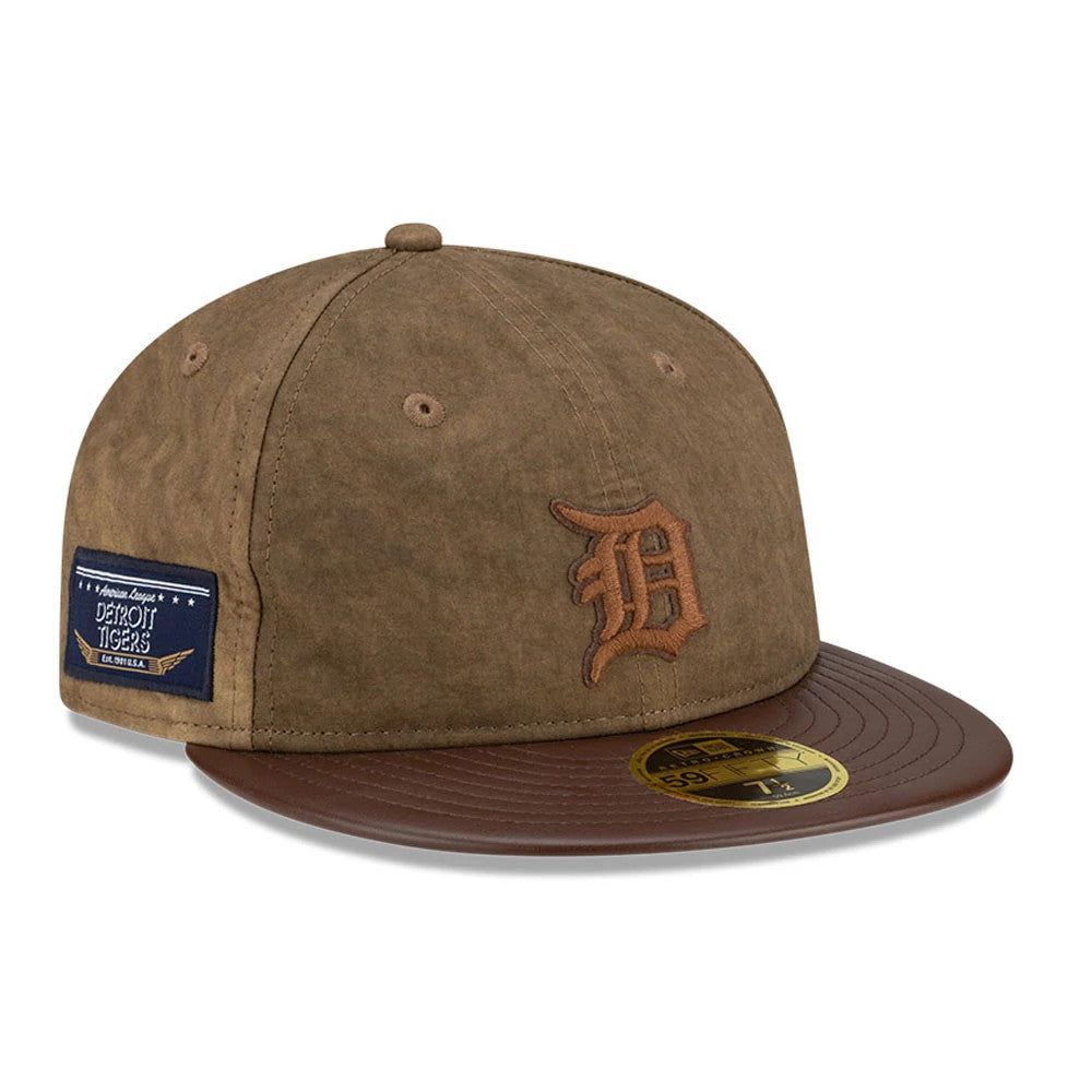 Pictured is this MLB Utility Linen Detroit Tigers Retro Crown 59FIFTY Fitted cap in open brown. 1