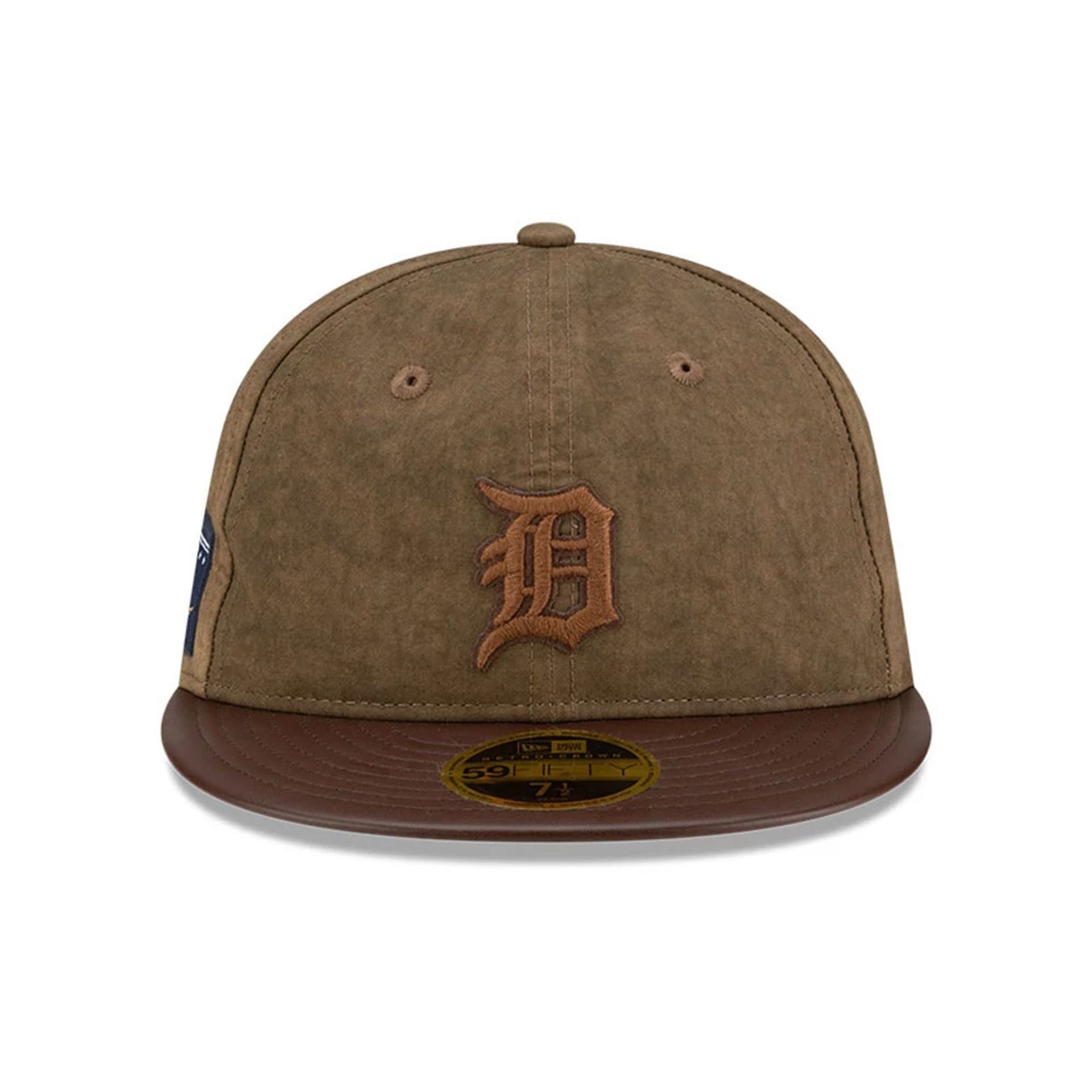 Pictured is this MLB Utility Linen Detroit Tigers Retro Crown 59FIFTY Fitted cap in open brown. 3