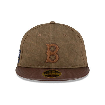 Pictured is this MLB Utility Linen Boston Red Sox Retro Crown 59FIFTY Fitted cap in open brown. 3