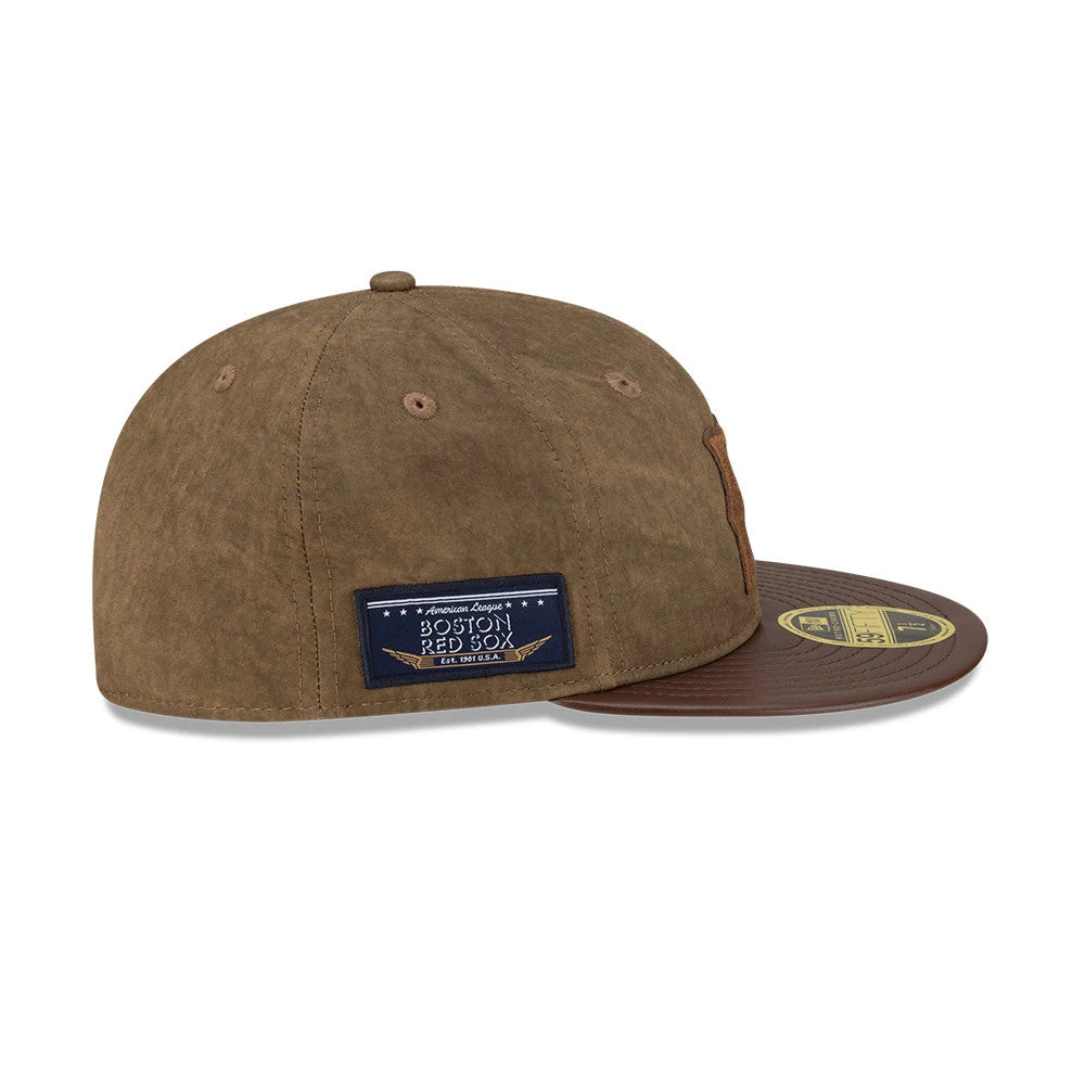 Pictured is this MLB Utility Linen Boston Red Sox Retro Crown 59FIFTY Fitted cap in open brown. 5