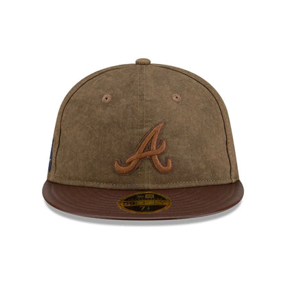 Pictured is this MLB Utility Linen Atlanta Braves Retro Crown 59FIFTY Fitted cap in open brown. 3