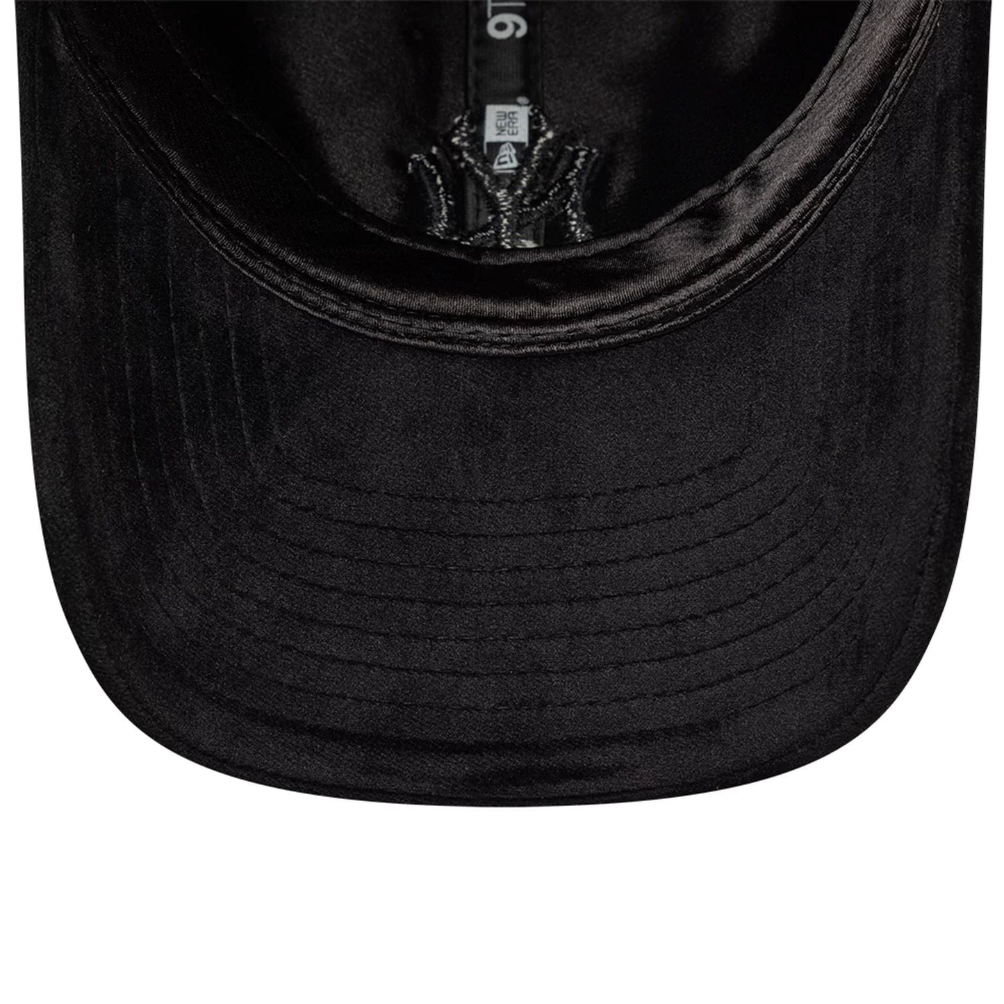 This is a New York Yankees MLB Velour Black 9TWENTY Bow Back Adjustable Cap 7