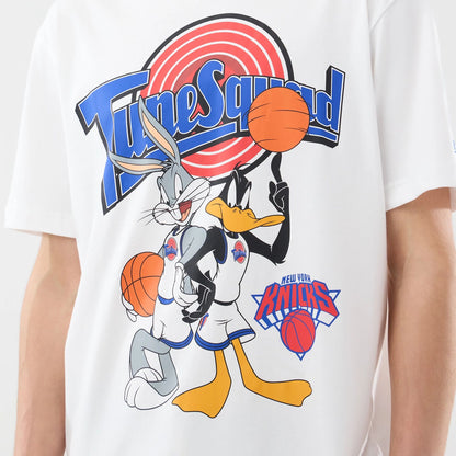 The model is wearing this Space Jam 2 X NBA New York Knicks T-Shirt in white. 5