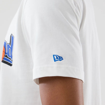 The model is wearing this Space Jam 2 X NBA Chicago Bulls T-Shirt in white. 4