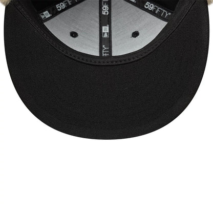 Pictured is this New Era Dogear 59FIFTY Fitted cap in black. 11