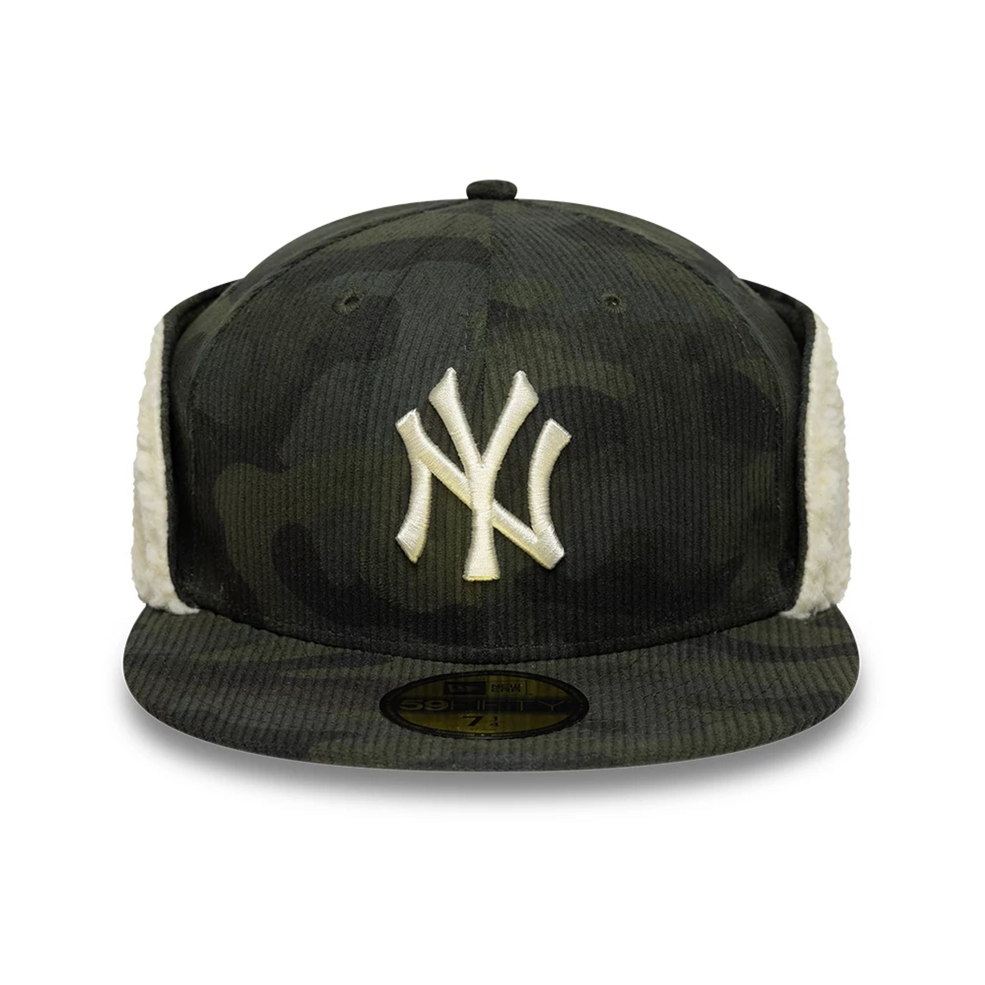 Pictured is this MLB Cord New York Yankees Downflap 59FIFTY Fitted cap in green. 3