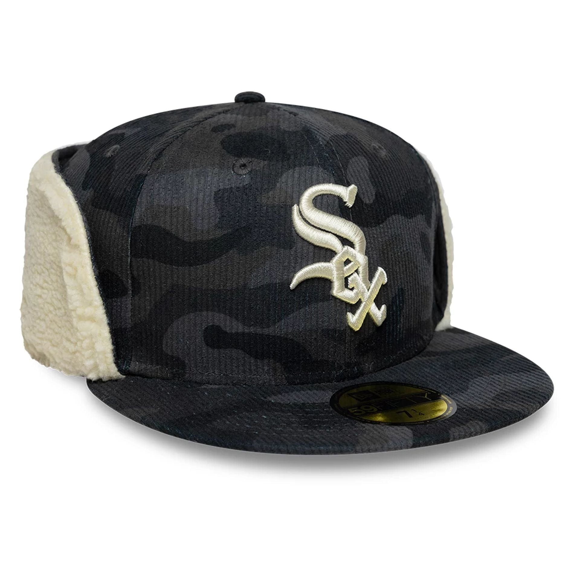 Pictured is this MLB Cord Chicago White Sox Downflap 59FIFTY Fitted cap in black. 6