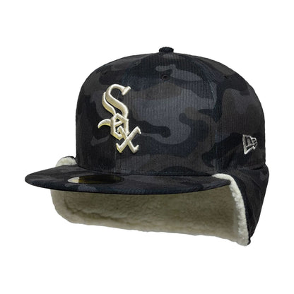 Pictured is this MLB Cord Chicago White Sox Downflap 59FIFTY Fitted cap in black. 5