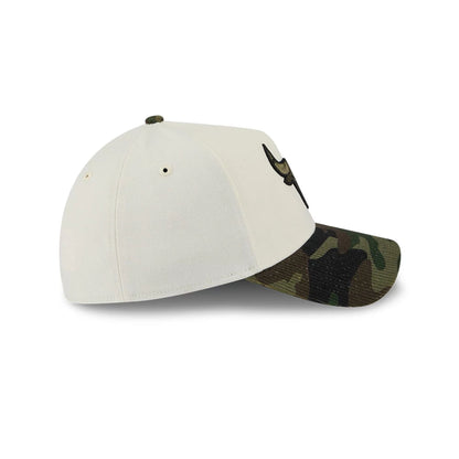 Pictured is this NBA Chicago Bulls 39THIRTY A-Frame Stretch Fit cap in Cream 6