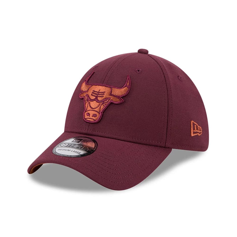 Pictured is this NBA Frosted Rust Chicago Bulls 39THIRTY Stretch Fit cap in dark red. 1