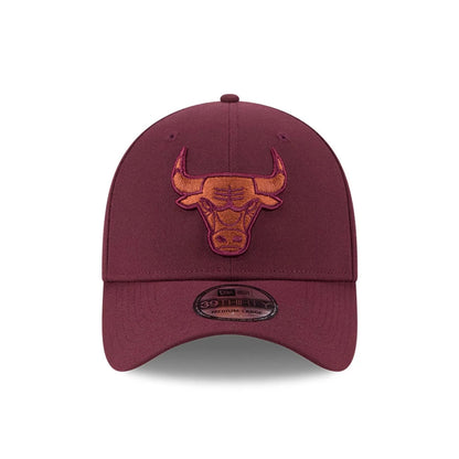 Pictured is this NBA Frosted Rust Chicago Bulls 39THIRTY Stretch Fit cap in dark red. 3