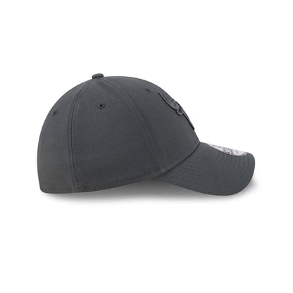 Pictured is this NBA Steel Chicago Bulls 39THIRTY Stretch Fit cap in charcoal. 5