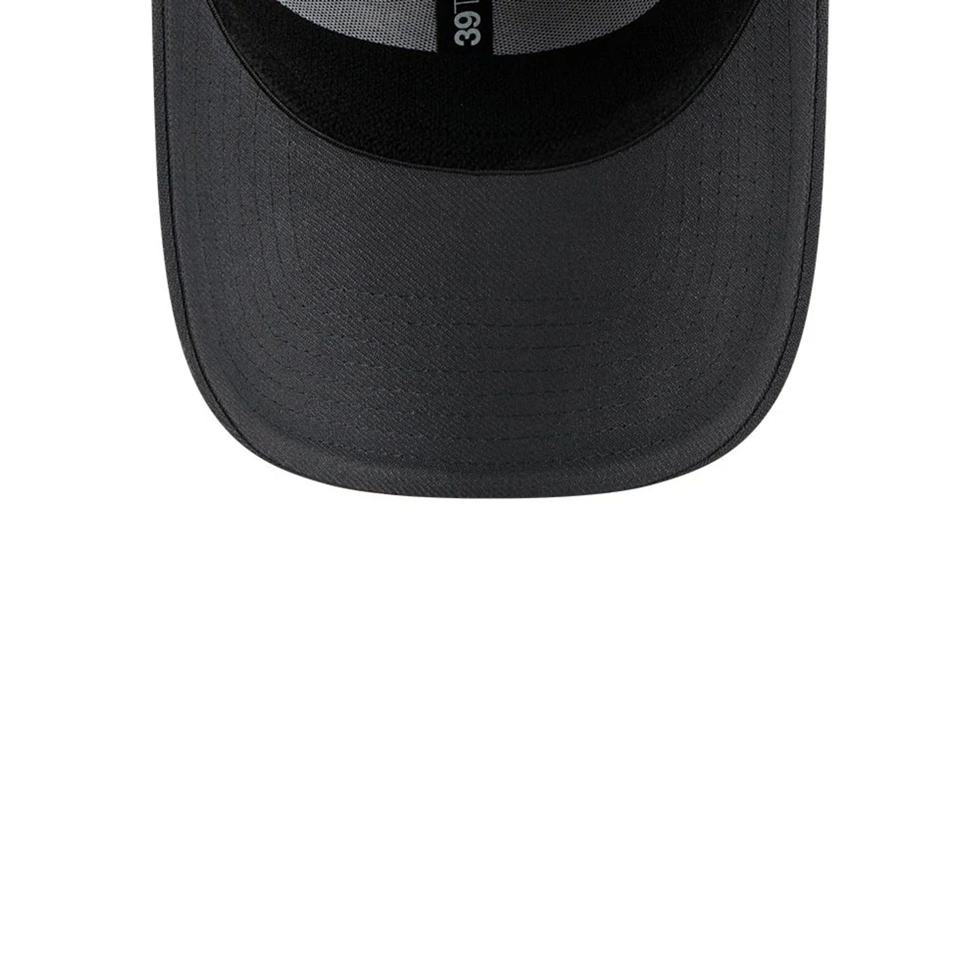 Pictured is this NBA Steel Chicago Bulls 39THIRTY Stretch Fit cap in charcoal. 7