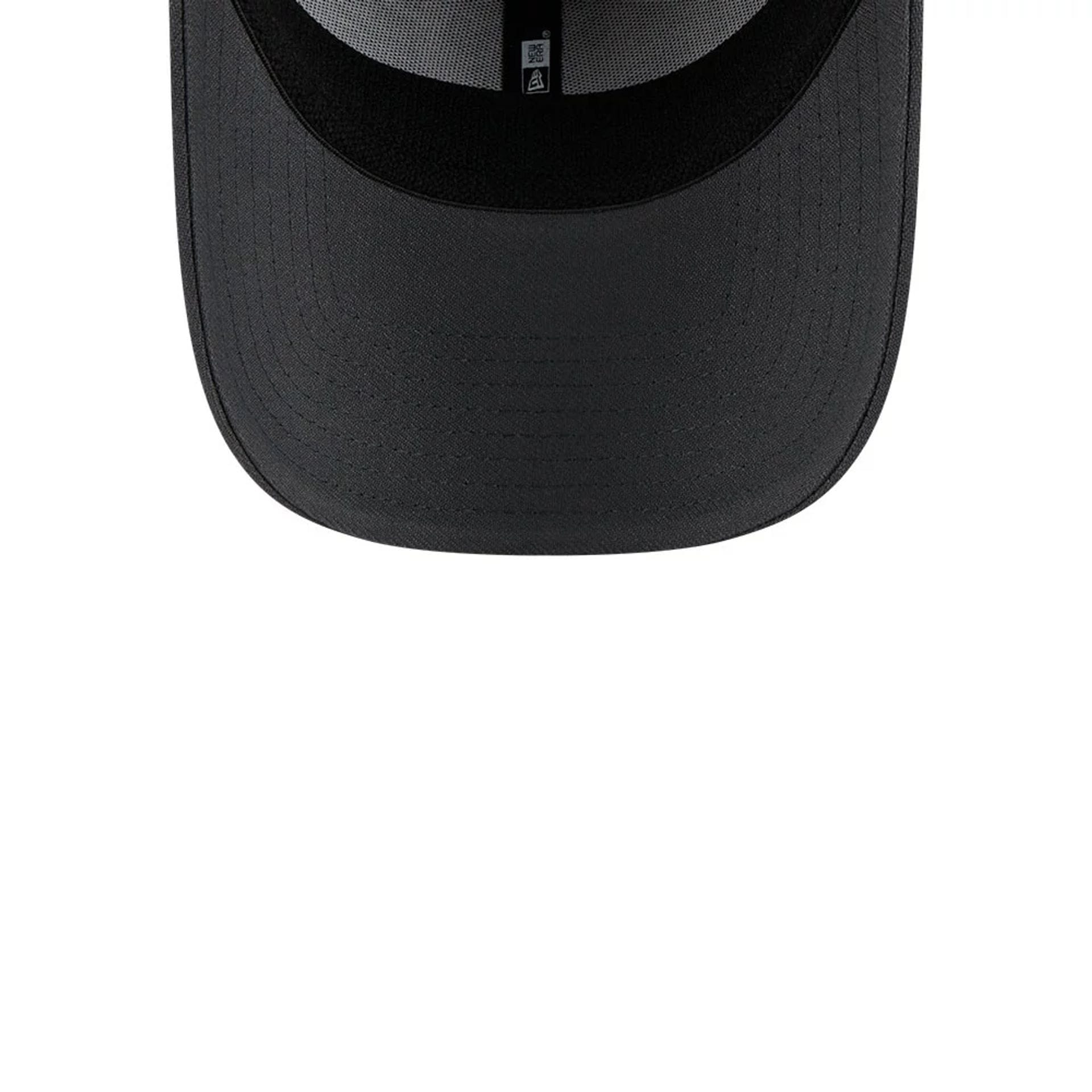 Pictured is this NFL Steel Las Vegas Raiders 39THIRTY Stretch Fit cap in charcoal. 7