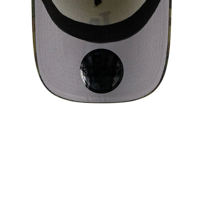 Pictured is this MLB Camo Visor LA Dodgers 39THIRTY A-Frame Stretch Fit cap in Cream. 2
