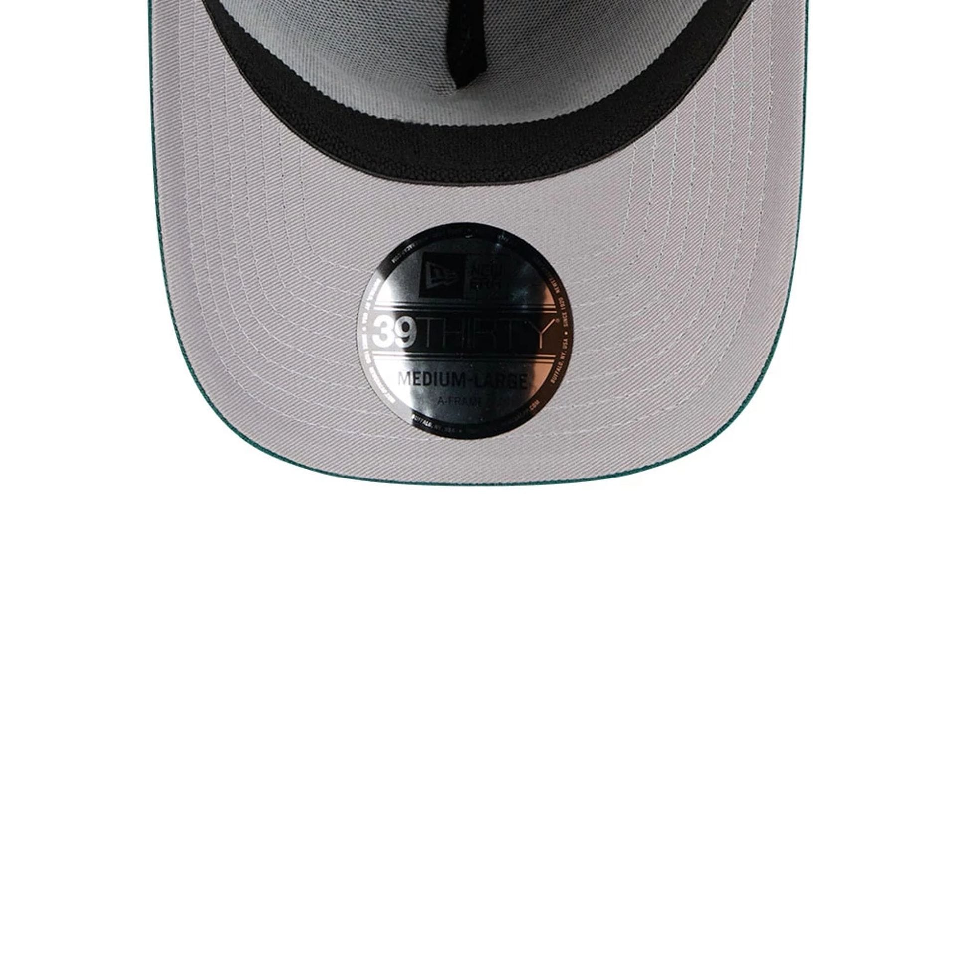 Pictured is this NFL Suede Philadelphia Eagles 39THIRTY A-Frame Stretch Fit cap in Dark Green. 2