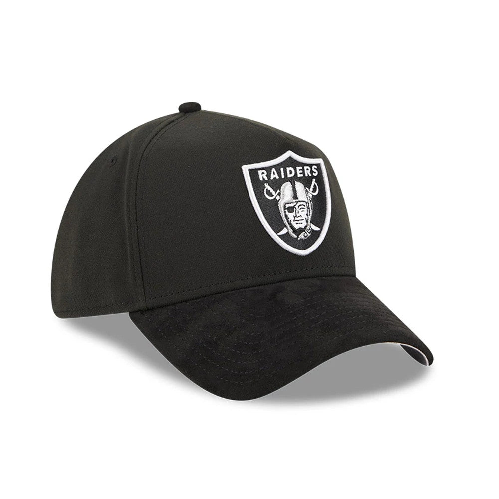 Pictured is this NFL Suede Las Vegas Raiders 39THIRTY A-Frame Stretch Fit cap in Black. 4