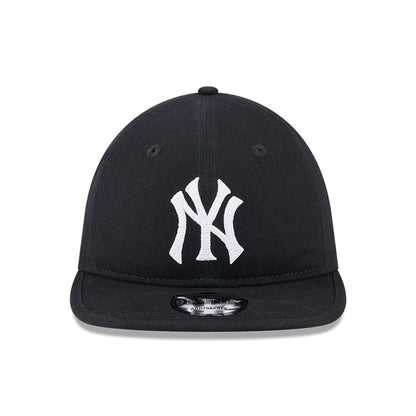 Pictured is this MLB Herringbone New York Yankees 9TWENTY cap in navy. 2