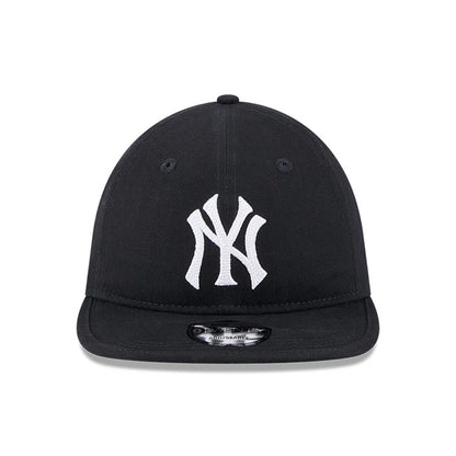 Pictured is this MLB Herringbone New York Yankees 9TWENTY cap in navy. 2