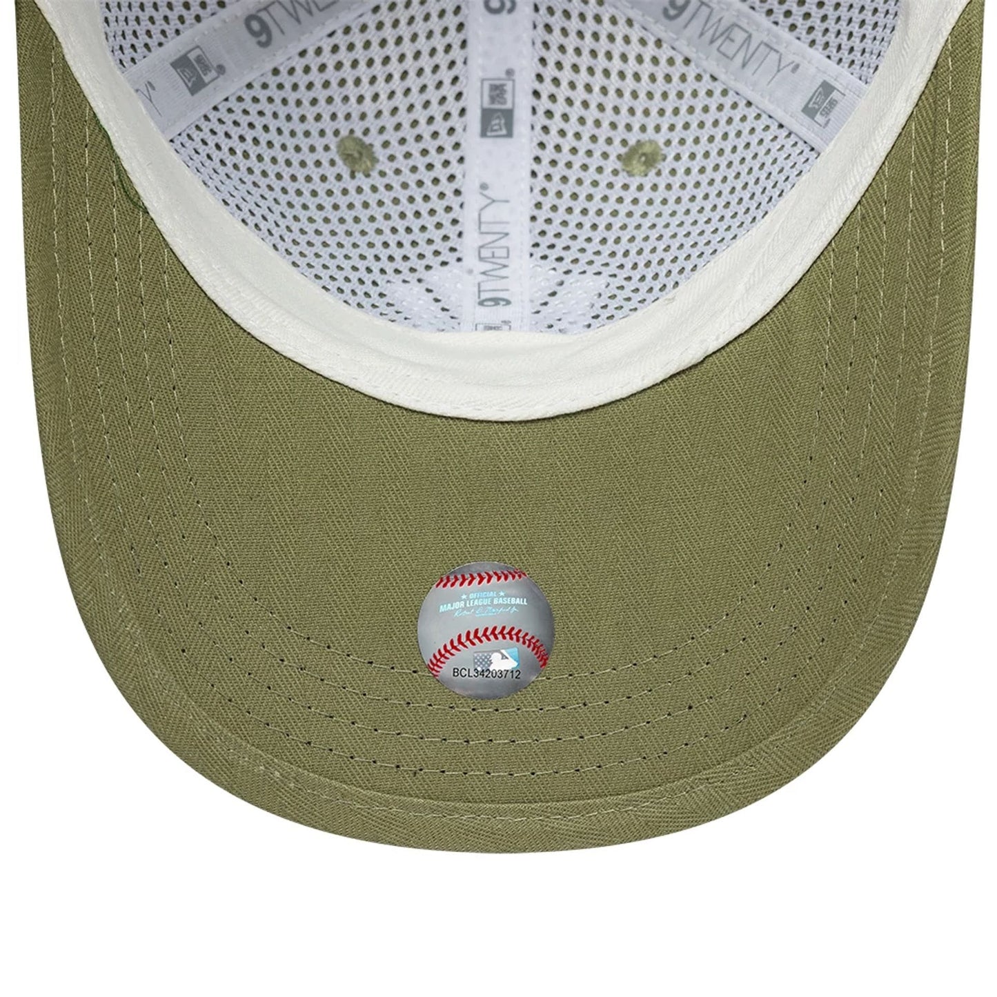 Pictured is this MLB Herringbone New York Yankees 9TWENTY cap in green. 5