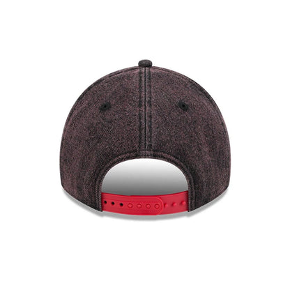 Pictured is this MLB Overwash New York Yankees 9TWENTY A-Frame cap in Charcoal. 5