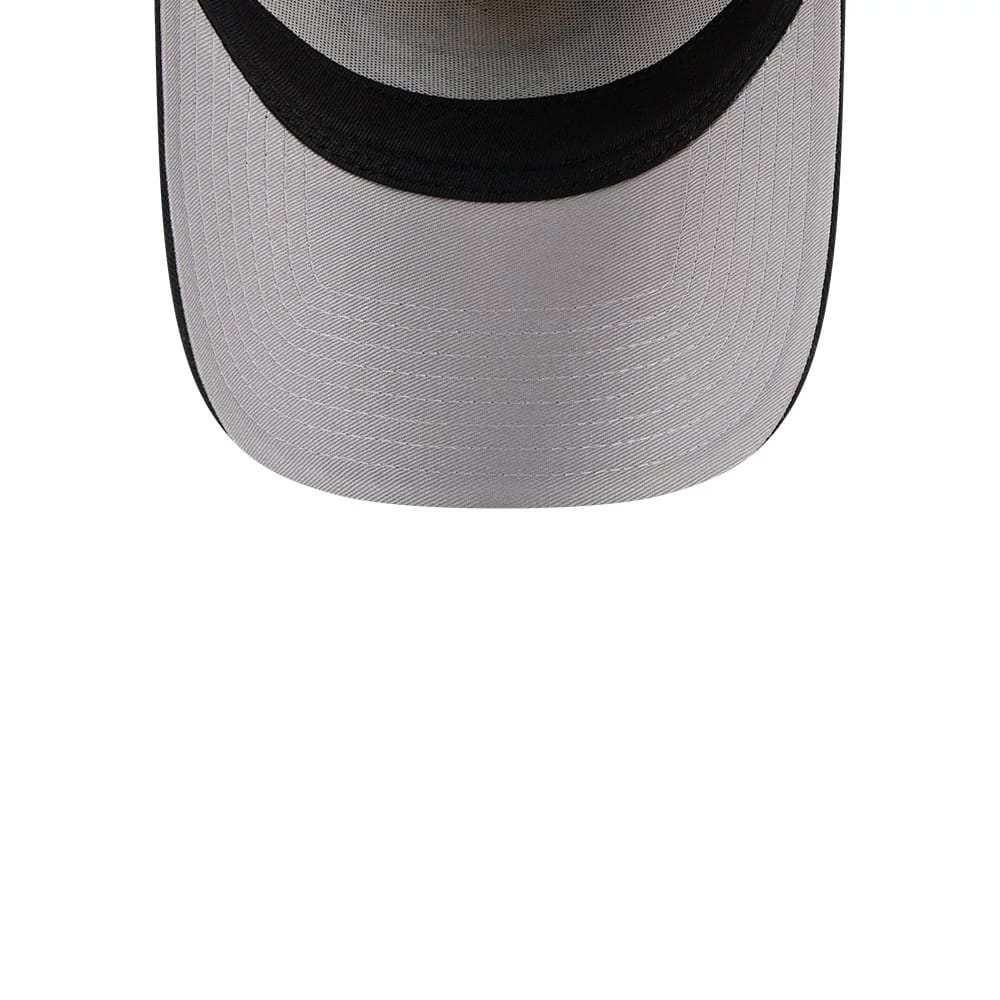 Pictured is this NBA Desert 2 Tone Chicago Bulls 9FORTY A-Frame cap in beige. 2