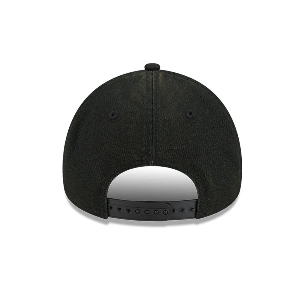Pictured is this MLB Washed Canvas LA Dodgers 9FORTY A-Frame cap in black. 4