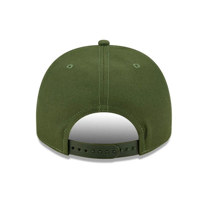 Pictured is this NFL Rifle Green Kansas City Chiefs 9FIFTY A-Frame Snapback cap in dark green. 7