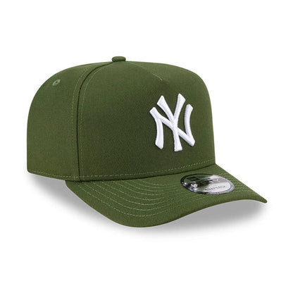 Pictured is this MLB Rifle Green New York Yankees 9FIFTY A-Frame Snapback cap in dark green. 4