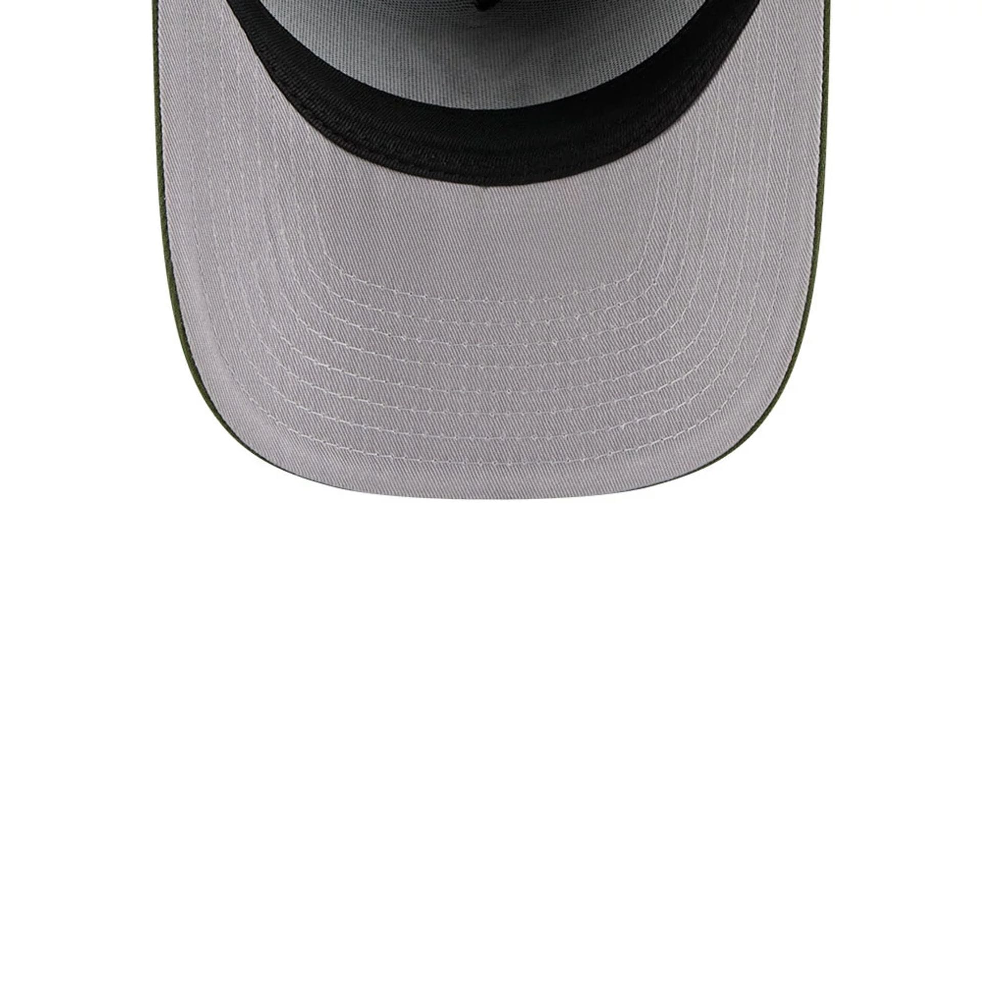 Pictured is this MLB Rifle Green New York Yankees 9FIFTY A-Frame Snapback cap in dark green. 2