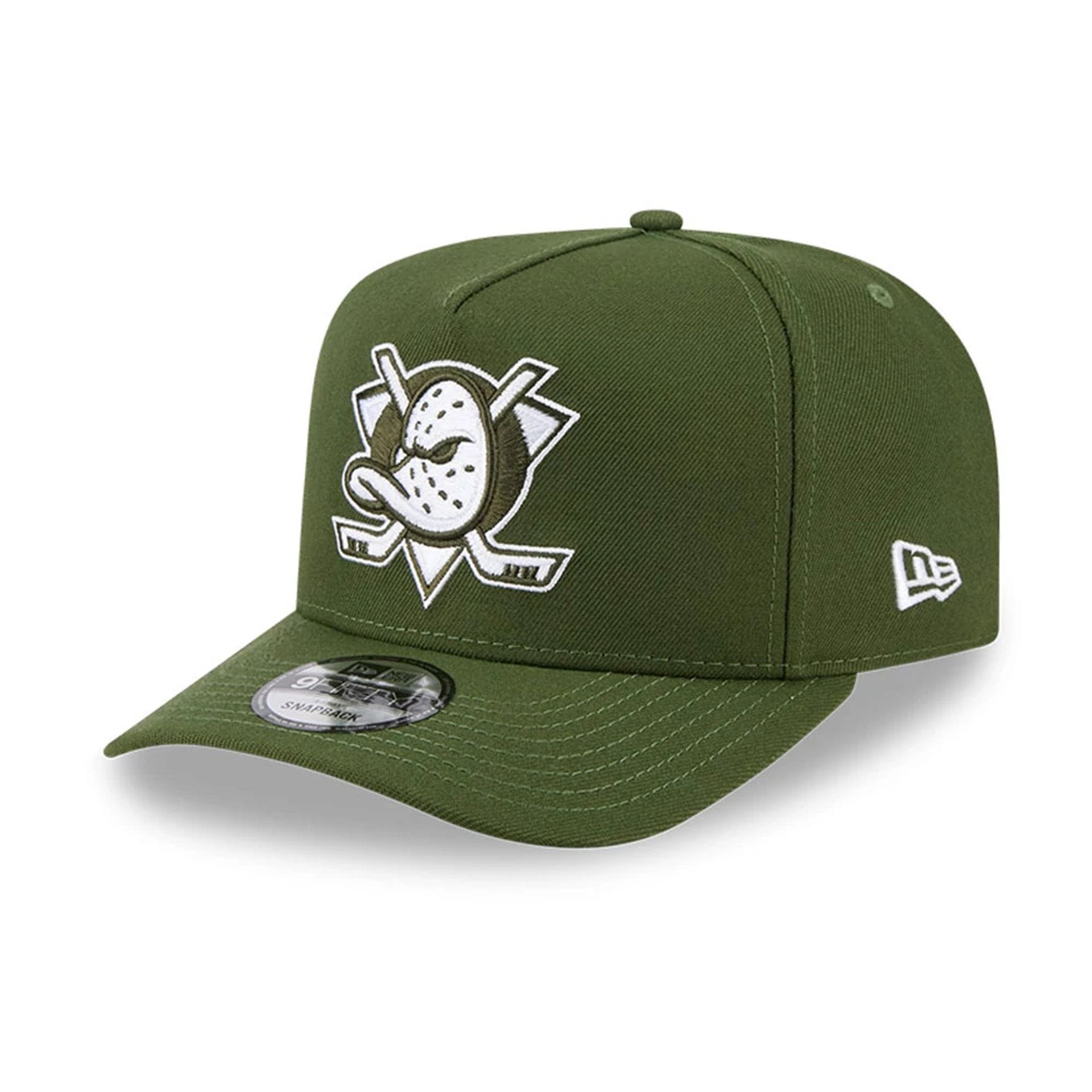 Pictured is this NHL Rifle Green Anaheim Ducks 9FIFTY A-Frame Snapback cap in dark green. 1