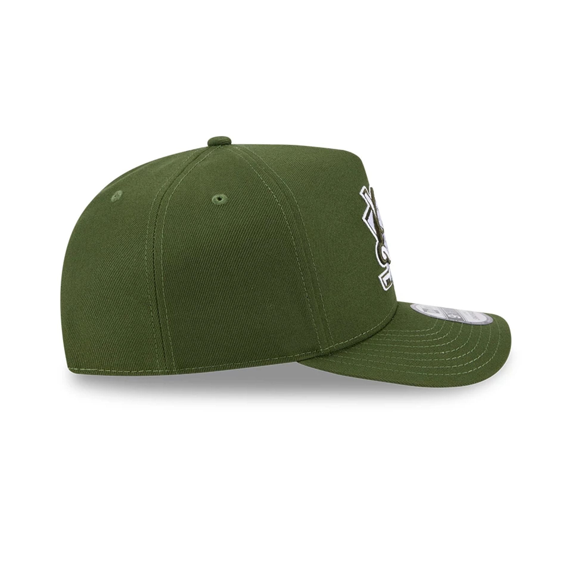 Pictured is this NHL Rifle Green Anaheim Ducks 9FIFTY A-Frame Snapback cap in dark green. 5