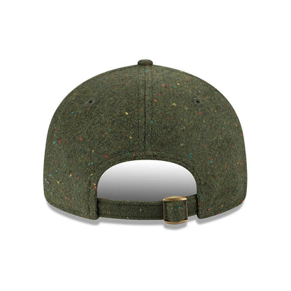 Pictured is this MLB Speckled Wool New York Yankees Retro Crown 9FIFTY cap in open green. 5