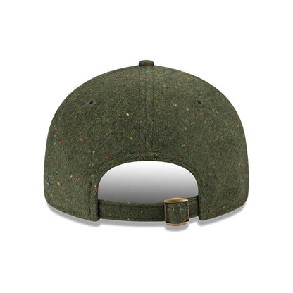 Pictured is this MLB Speckled Wool New York Yankees Retro Crown 9FIFTY cap in open green. 5