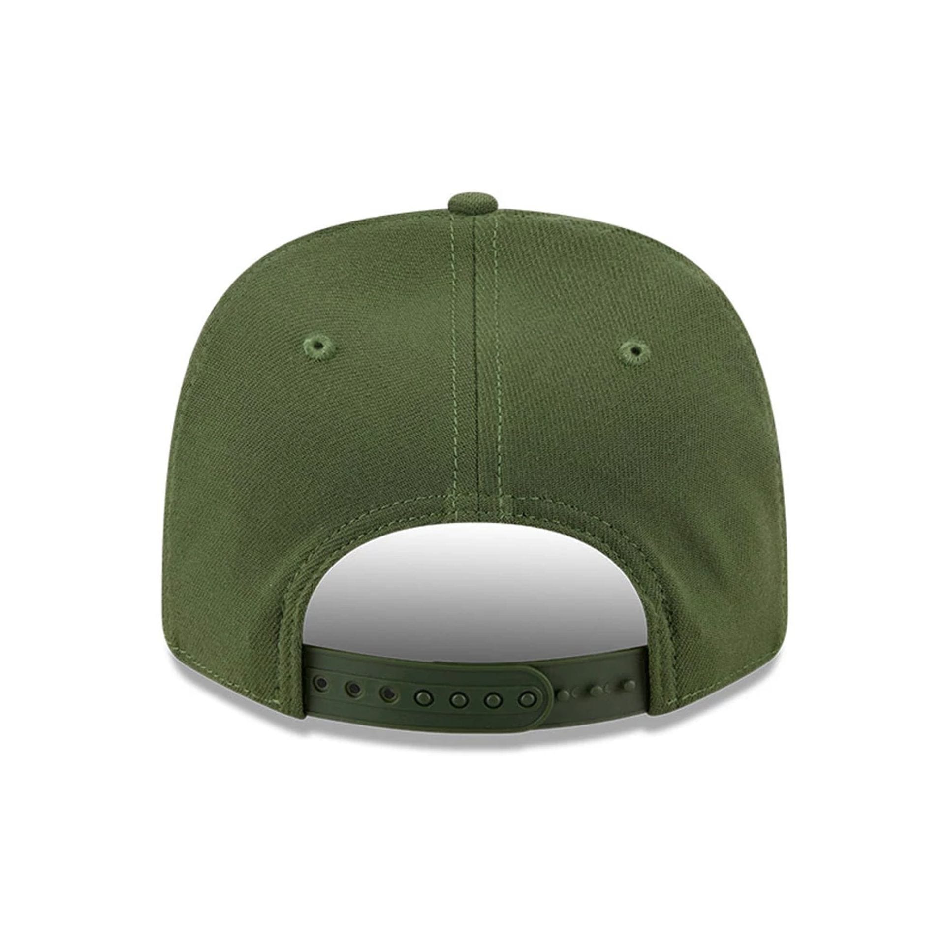 Pictured is this New Era Flawless 9SEVENTY Stretch Snap cap in dark green. 6
