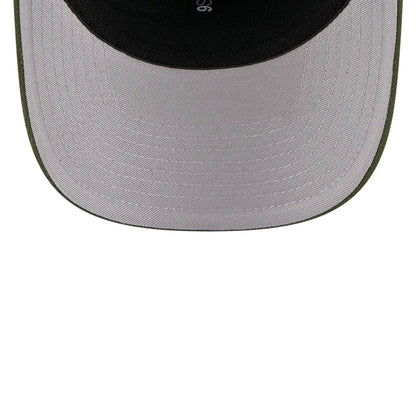 Pictured is this New Era Flawless 9SEVENTY Stretch Snap cap in dark green. 2
