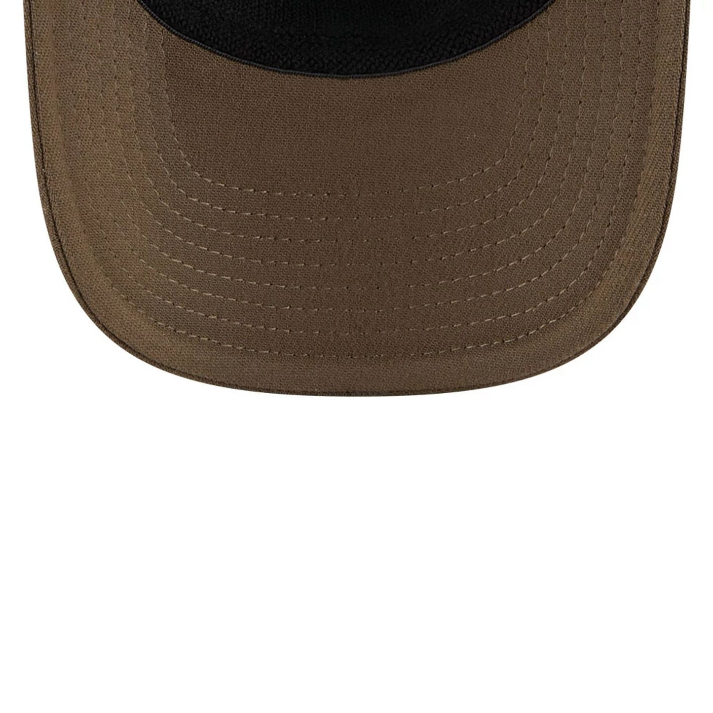 Pictured is this MLB New York Yankees 9SEVENTY Stretch Snap cap in brown. 7
