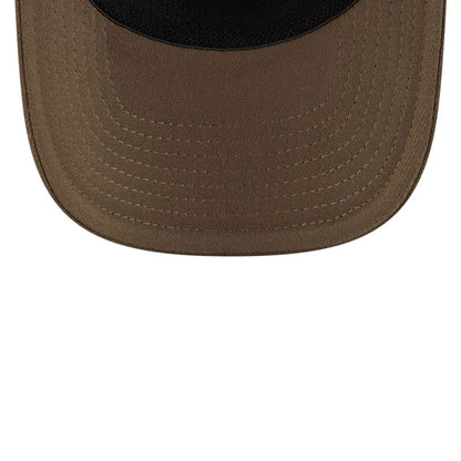 Pictured is this MLB New York Yankees 9SEVENTY Stretch Snap cap in brown. 7