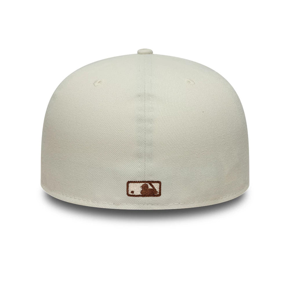 This is a New York Yankees Animal Print Beige 59FIFTY Fitted Cap 4