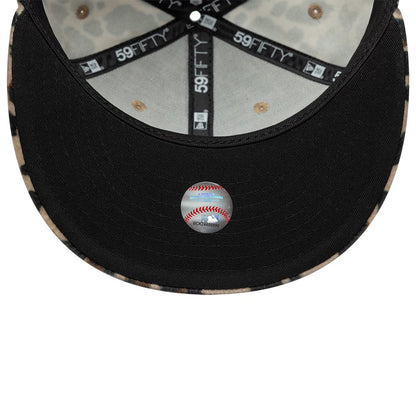 This is a New York Yankees Animal Print Leopard Black 59FIFTY Fitted Cap 2
