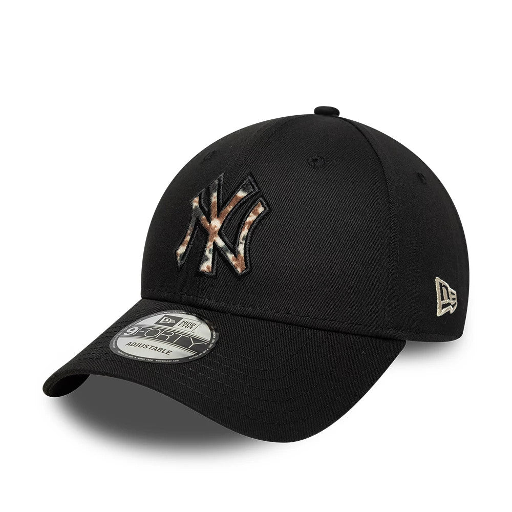 New York Yankees Animal Print Black New Era 9FORTY Adjustable Cap, three-quarter view showing the animal print-filled NY logo in raised embroidery on the front panel, curved black visor with 9FORTY size sticker.