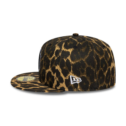 New York Yankees MLB Core Leopard Black New Era 59FIFTY Fitted Cap, three-quarter view with the white embroidered New Era flag logo on the left side, featuring a gold 59FIFTY size sticker on the leopard print flat visor.
