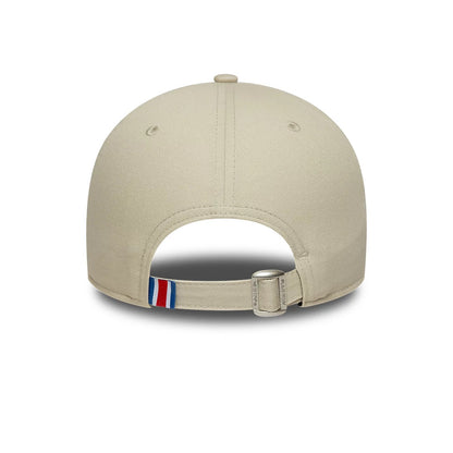 Pictured is this Core Paris Saint-Germain 9FORTY cap in light beige. 4