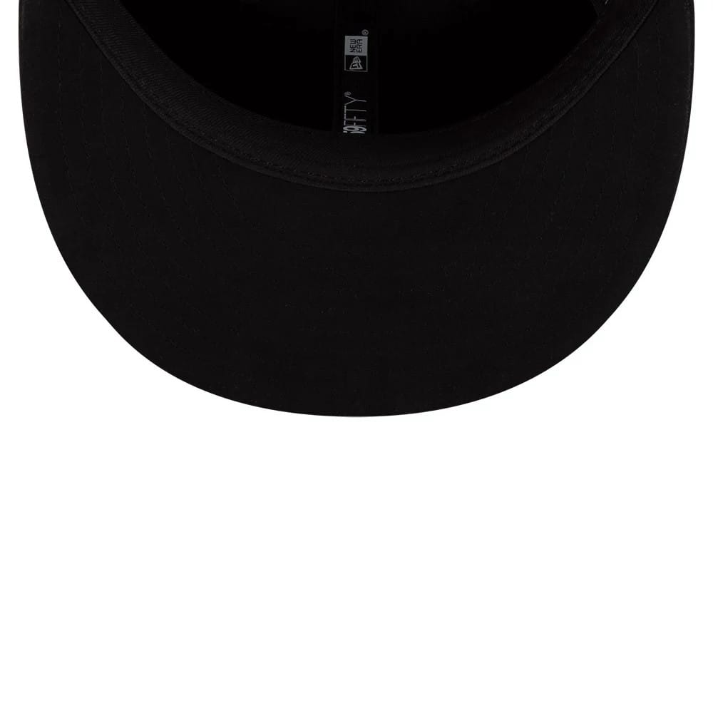 This is a FC Barcelona Mes Que Un Black 59FIFTY Fitted Cap 7