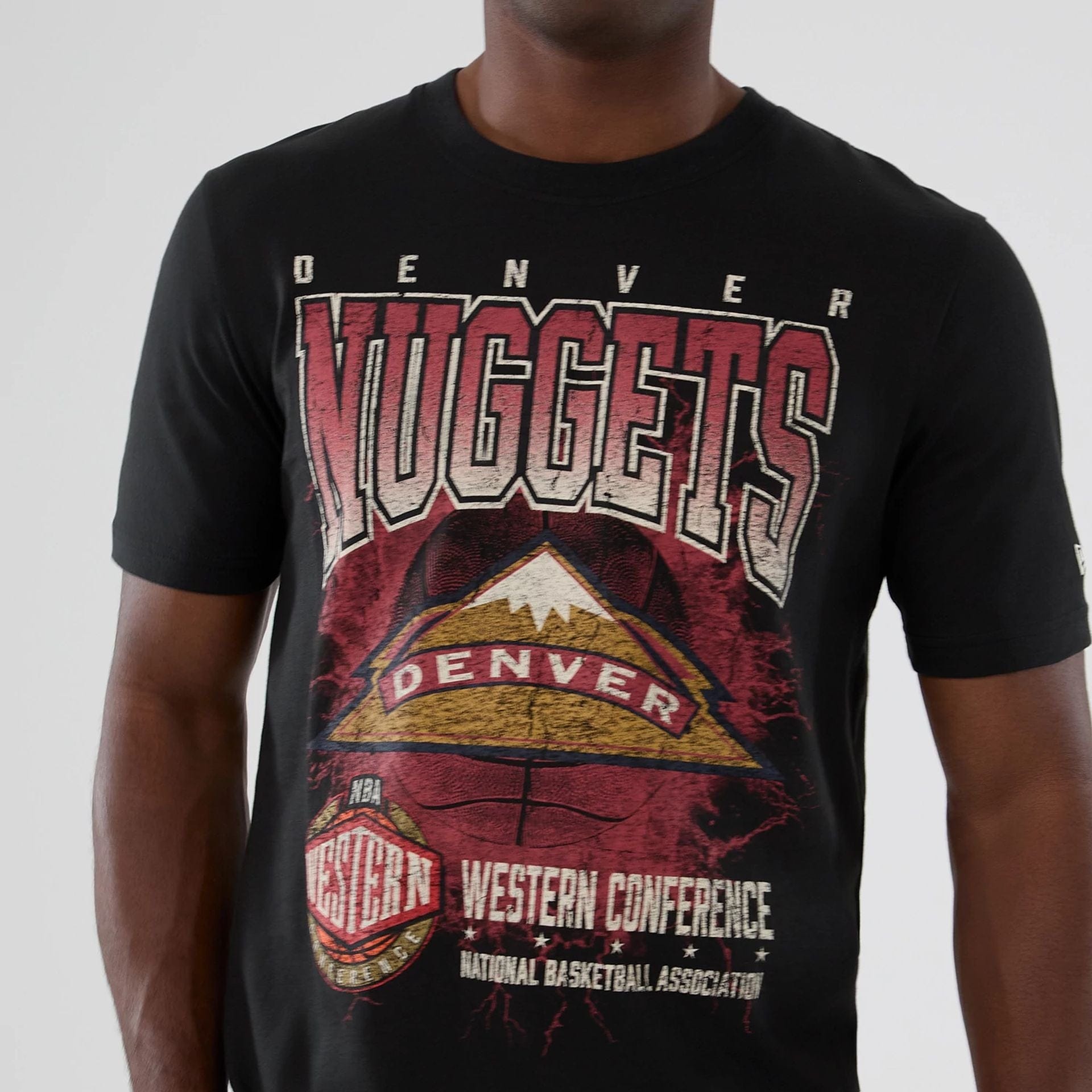 The model is wearing this NBA Hardwood Classic Denver Nuggets T-Shirt in black. 3