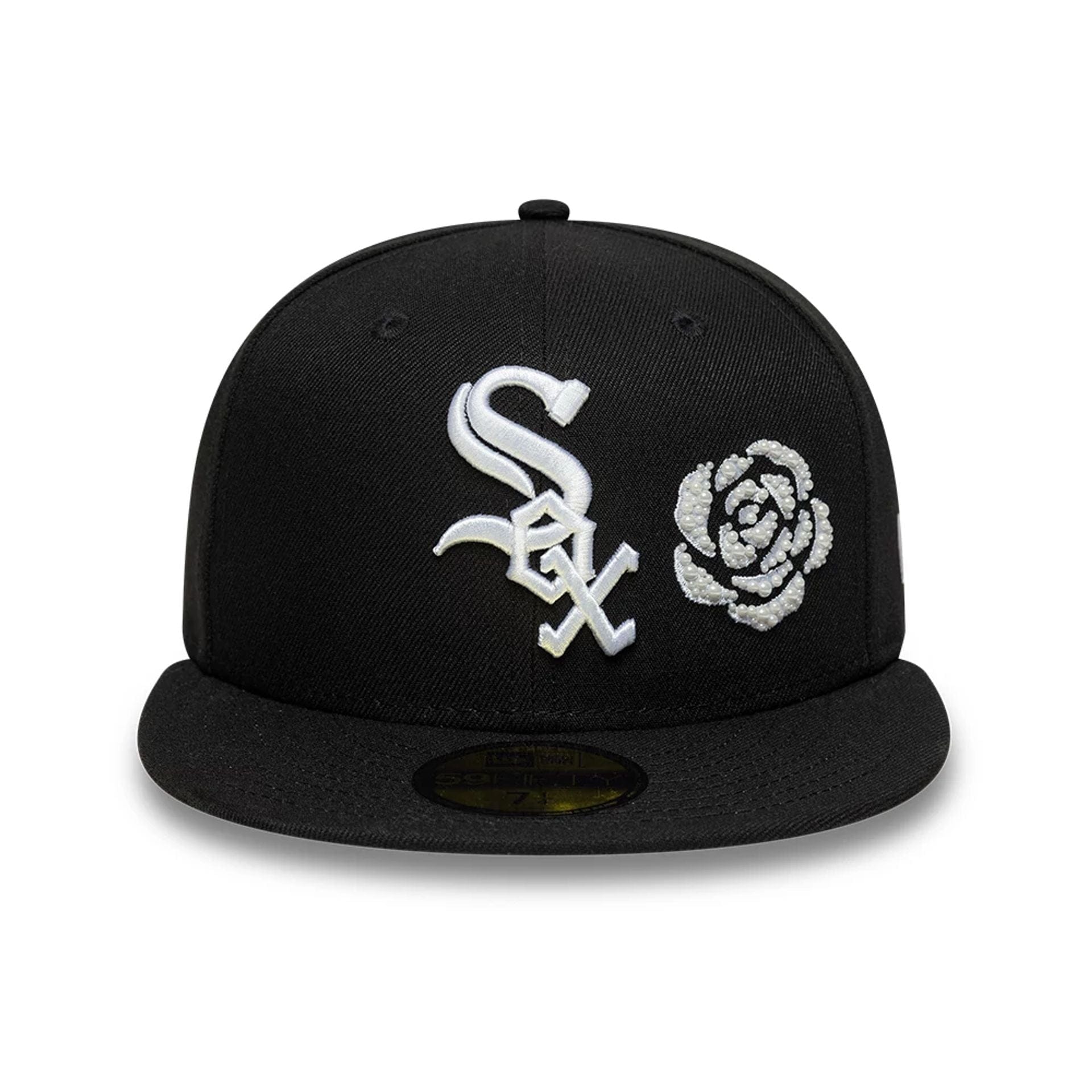 Pictured is this MLB Faux Pearl Icon Chicago White Sox 59FIFTY Fitted cap in black. 2
