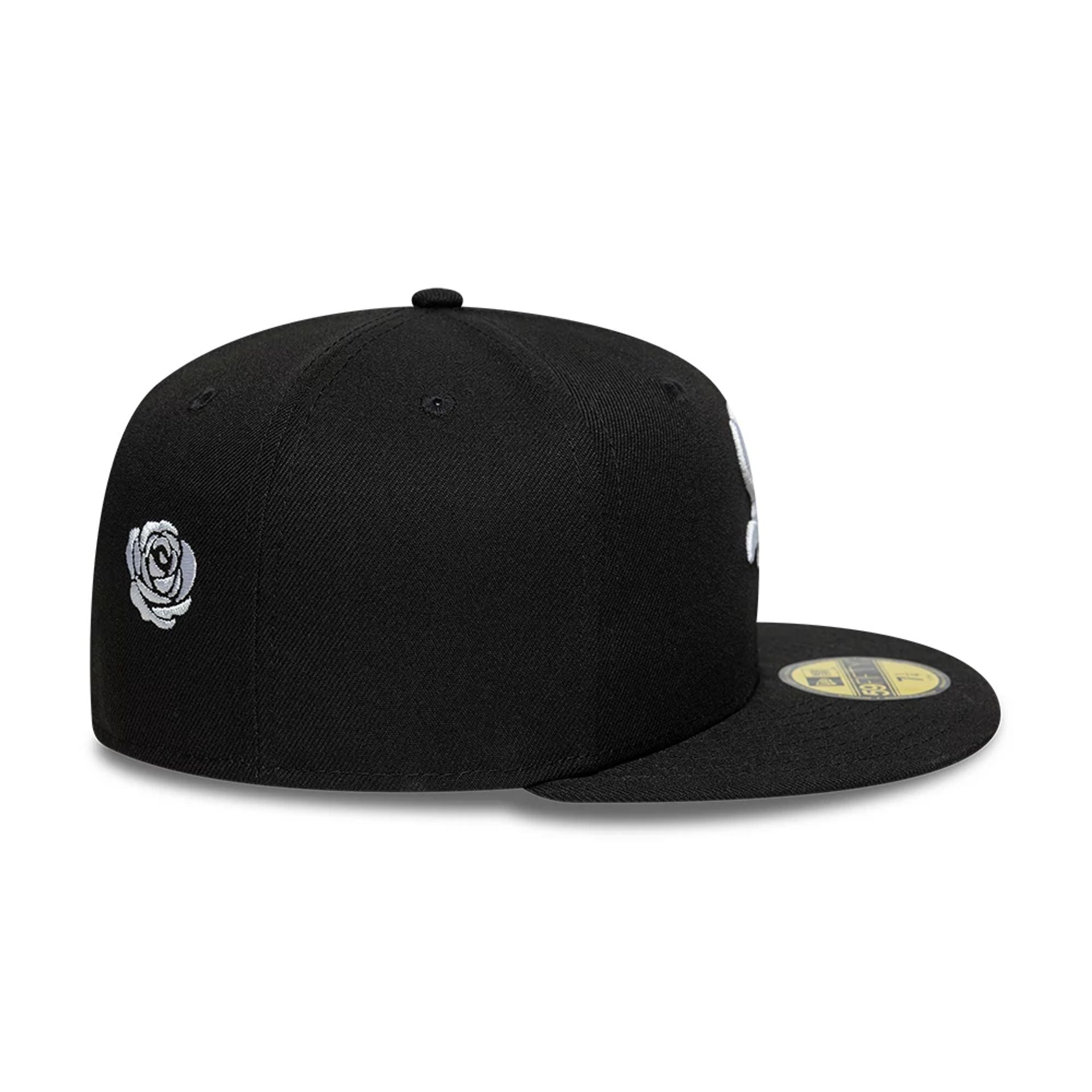 Pictured is this MLB Faux Pearl Icon Chicago White Sox 59FIFTY Fitted cap in black. 6