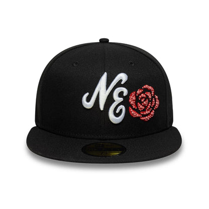 Pictured is this New Era Faux Pearl Icon 59FIFTY Fitted cap in black. 2